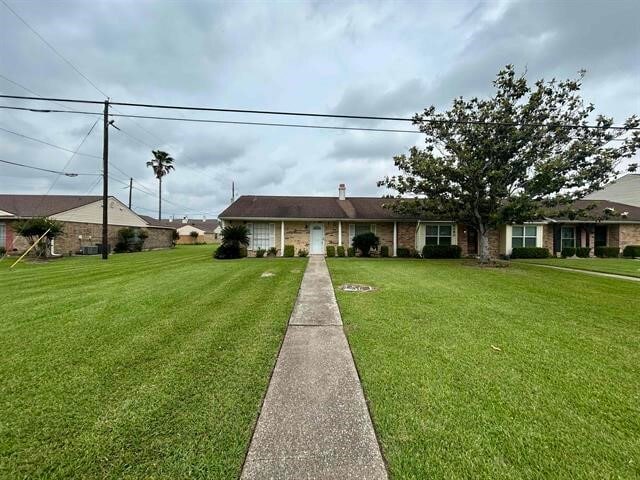 Building Photo - 8690 Manion Dr