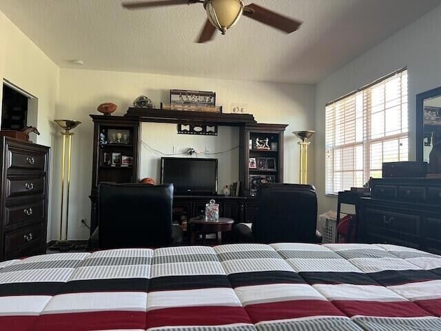 Building Photo - 144 Blue Grotto Dr