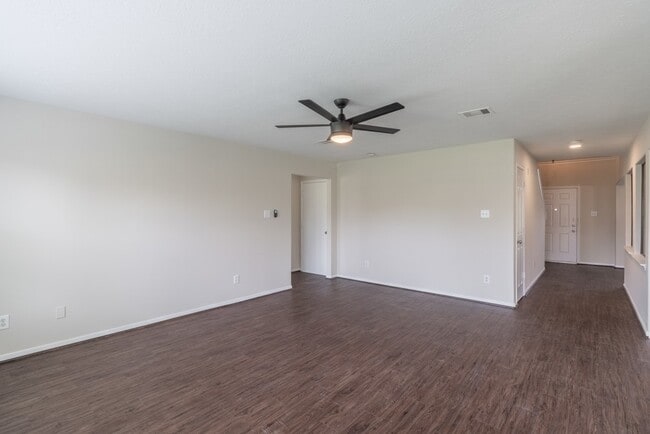 Building Photo - 13619 Northpointe Ridge Ln