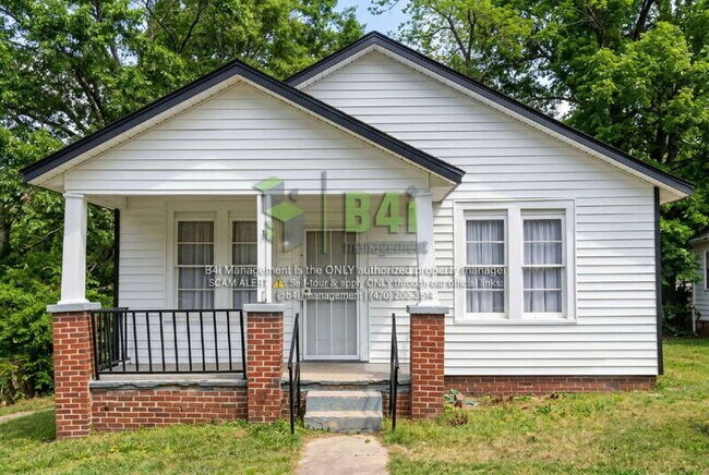 Building Photo - 560 Radcliff Ave