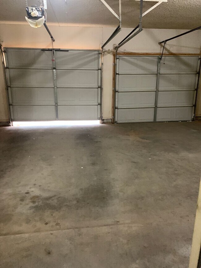 Building Photo - 2305 Newman Clovis NM