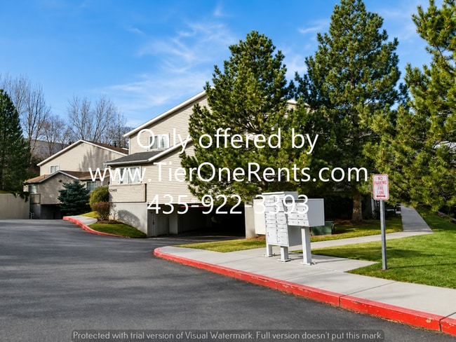Building Photo - $500 OFF First Month's Rent