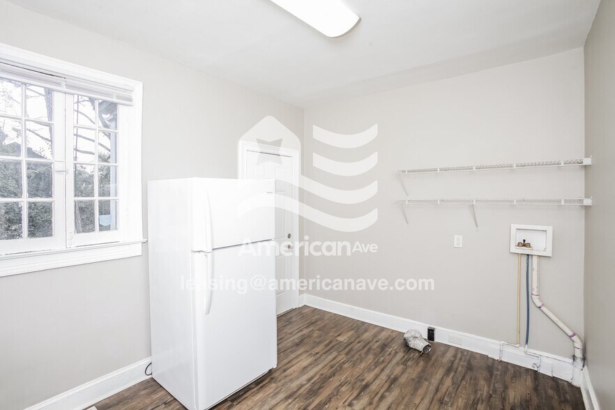 Building Photo - 1500 Argent Ct
