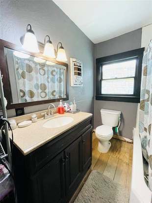 Building Photo - 1164 3 Rd St