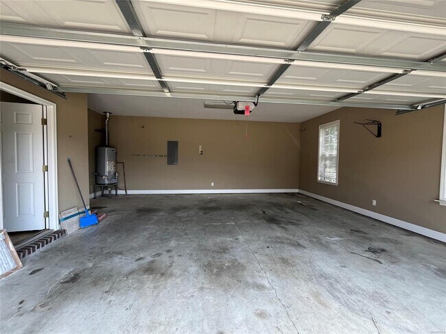 Building Photo - 9408 Crofton Ct