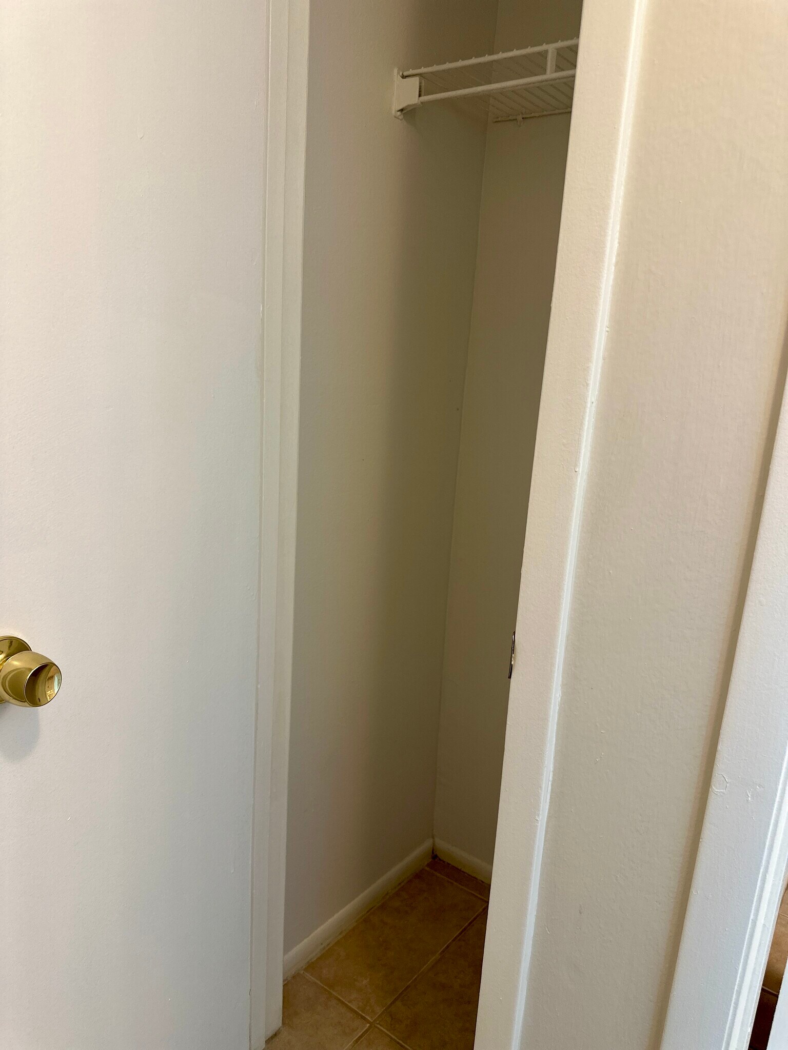 Building Photo - 3455 Countryside Blvd