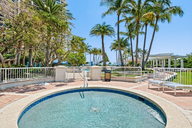 Building Photo - 3200 N Ocean Blvd