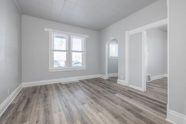 Building Photo - 208 N Military Rd