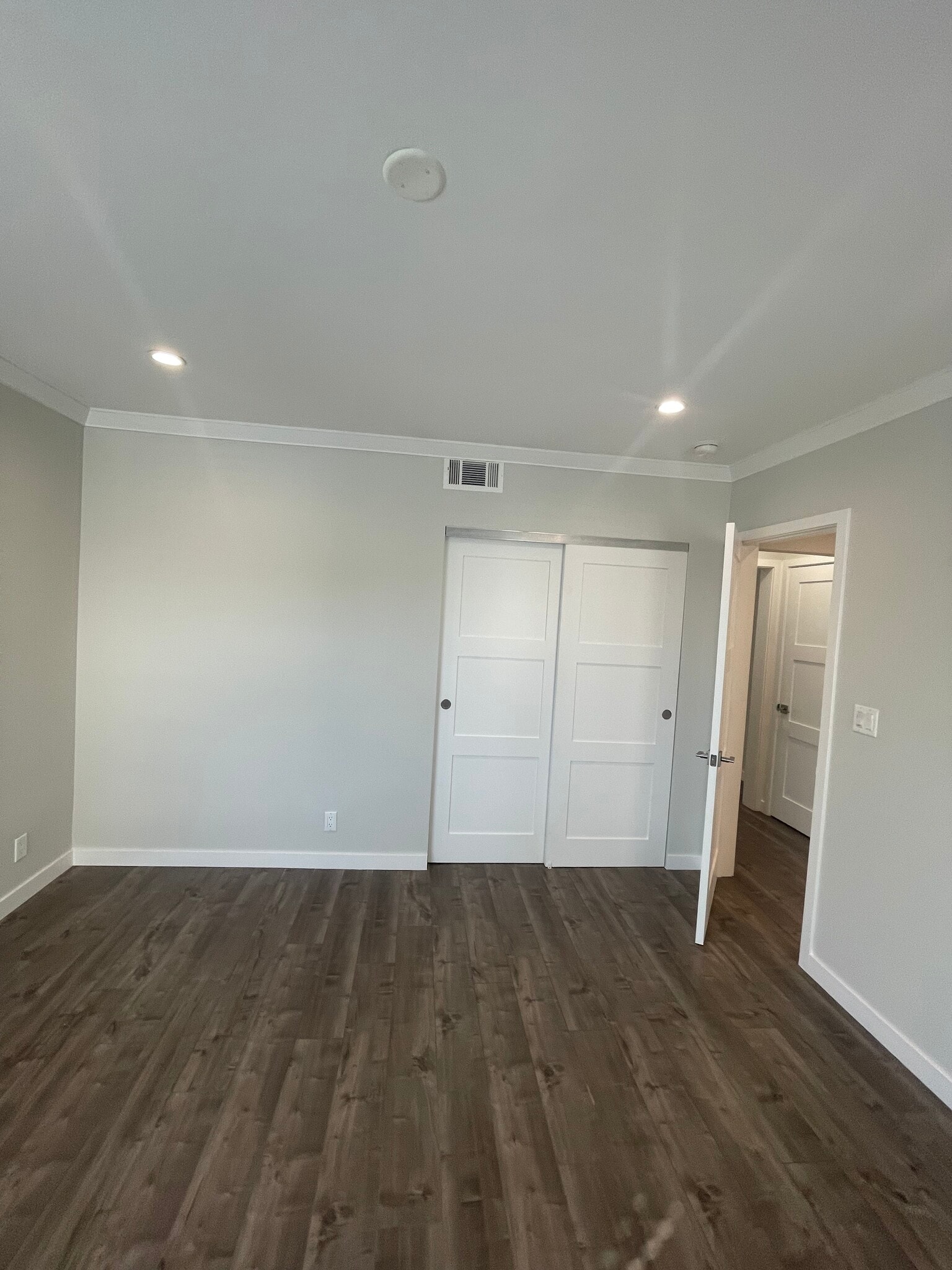 Building Photo - 5410 Packard St