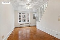 Building Photo - 11 Hunts Ln