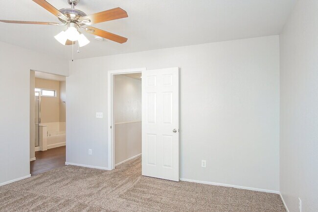 Building Photo - 3323 Fico Ave