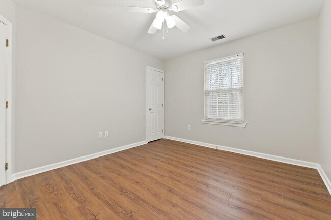 Building Photo - 7938 Jasons Landing Way