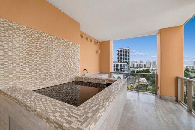 Building Photo - 17749 Collins Ave