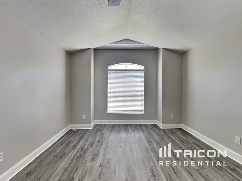 Building Photo - 2231 Cobblefield Cir