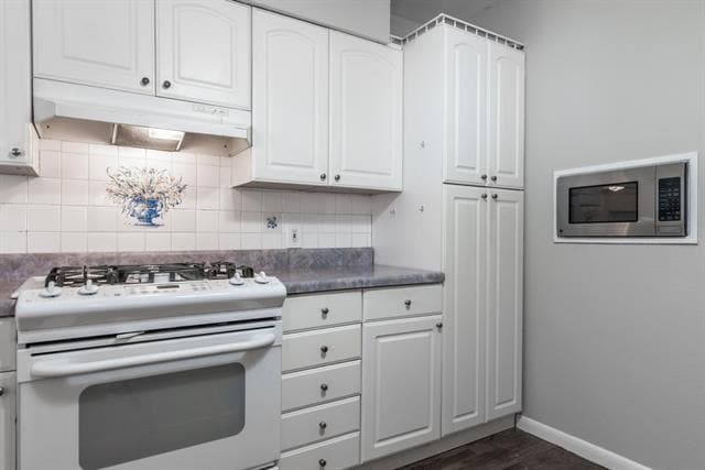 Building Photo - 12118 Brisbane Ave