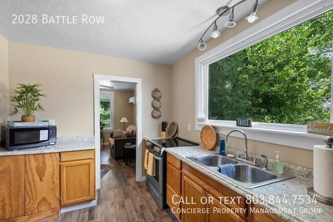 Building Photo - 2028 Battle Row