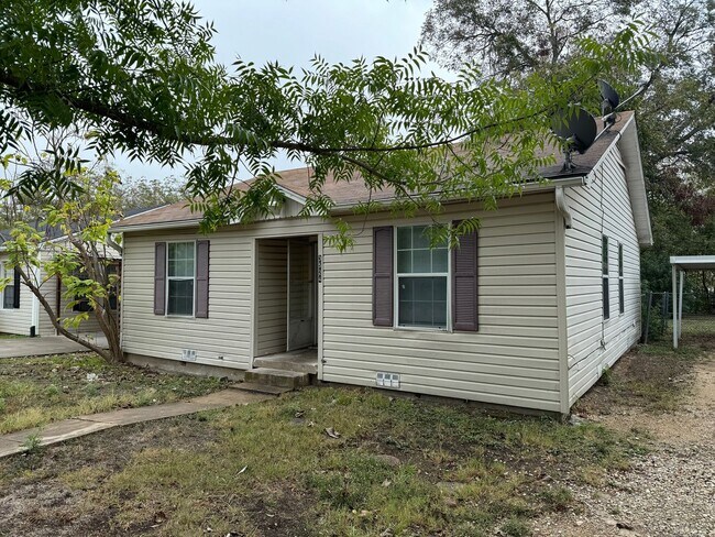 Building Photo - 3524 Rolando Ave