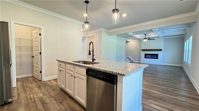 Building Photo - 2920 Westgate Park Dr