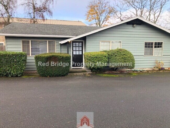 Primary Photo - 4508 NE Killingsworth St