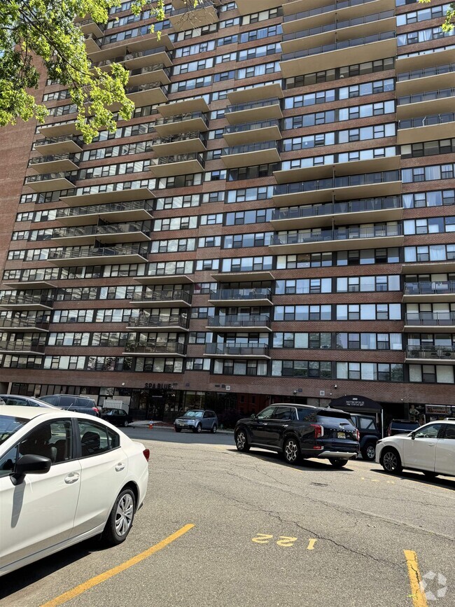 Building Photo - 280 Marin Blvd