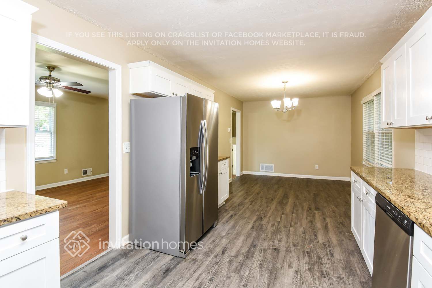 Building Photo - 1634 E Lake Dr