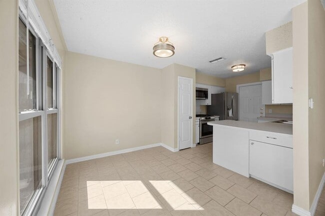 Building Photo - 6509 Krollton Dr