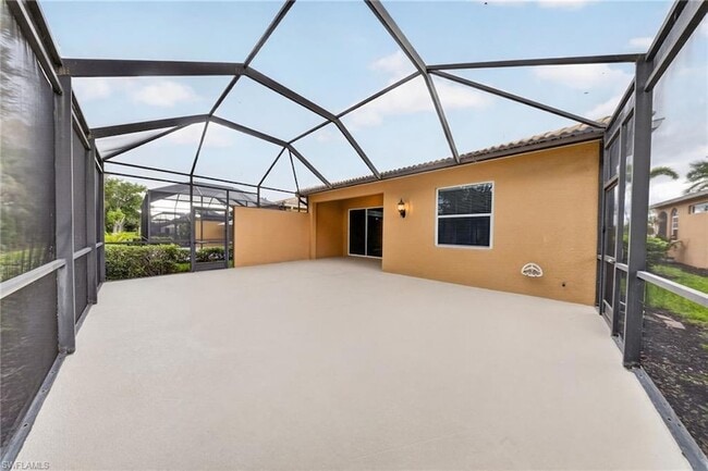 Building Photo - 15257 Cortona Way