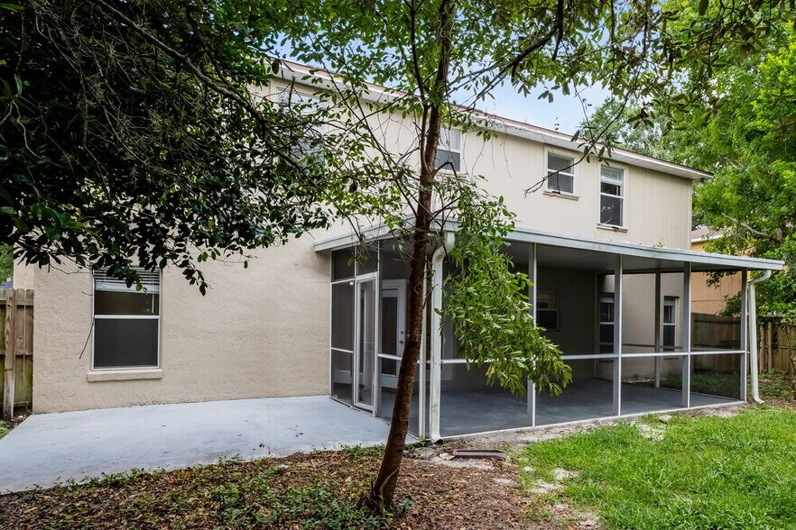 Building Photo - 1236 Foxforrest Cir