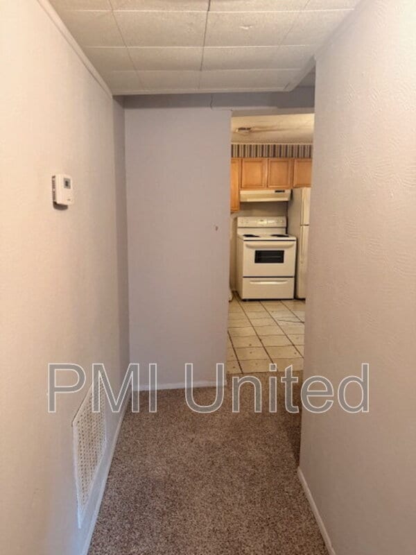 Building Photo - 1505 N Broughton St