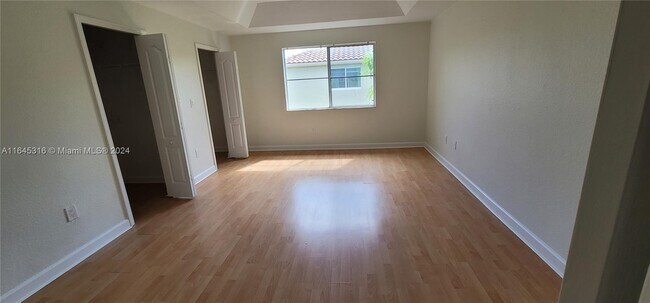 Building Photo - 3421 SW 171st Terrace