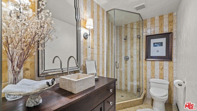 Building Photo - 11662 Duque Dr