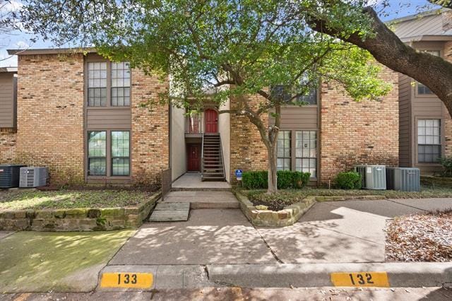 Building Photo - 15221 Berry Trail