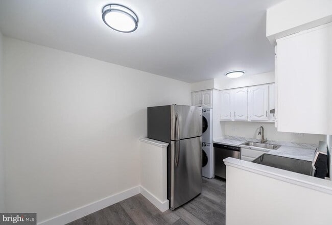 Building Photo - 200 Prince Frederick St