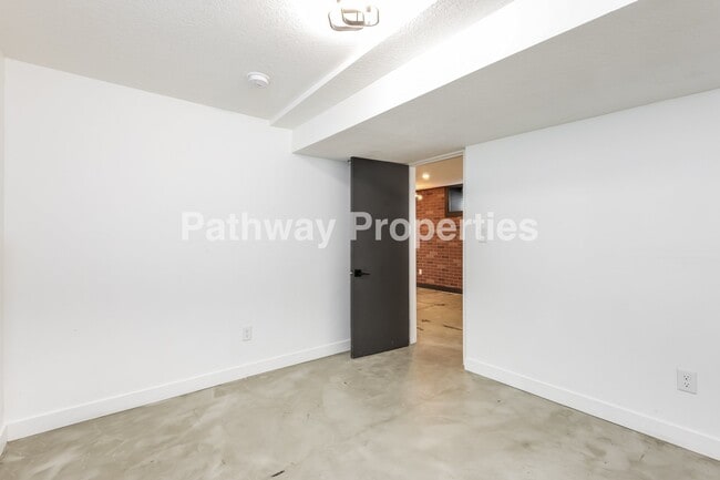 Building Photo - 1330 S 1100 E