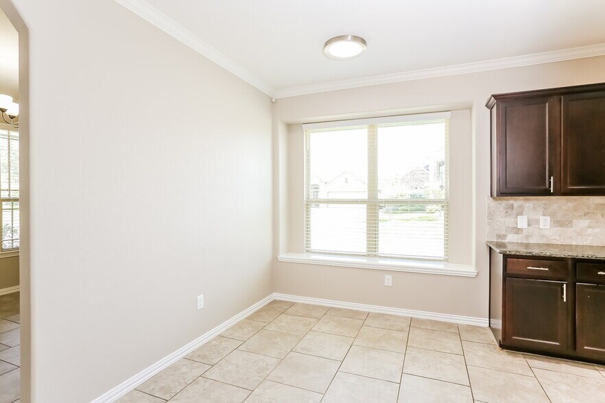 Building Photo - 16146 Fairway Creek Cir