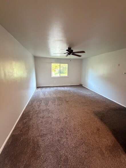 Building Photo - 63 Bock Ln