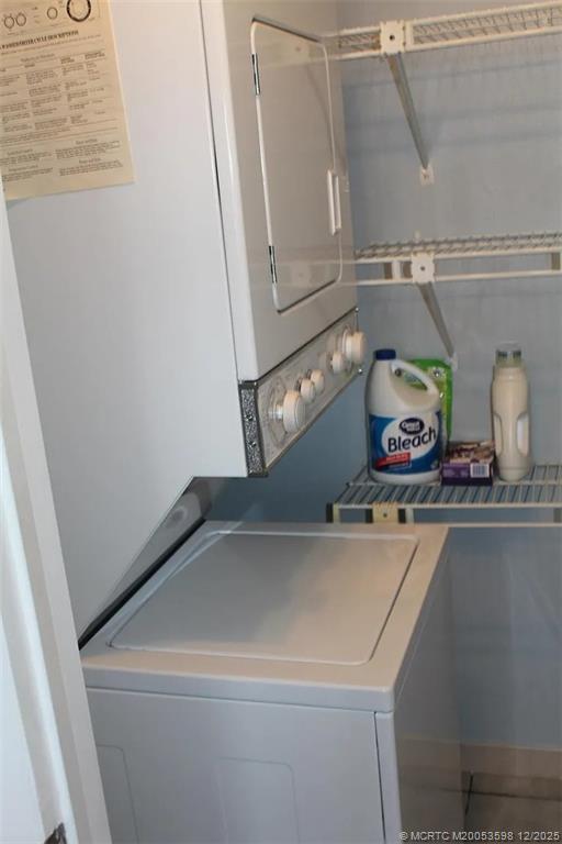 Building Photo - 10102 S Ocean Dr