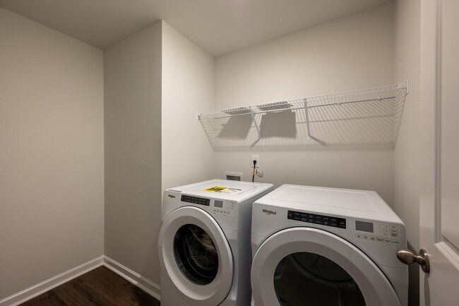 Building Photo - 3422 Firestone Dr