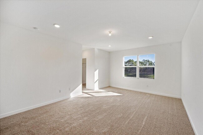 Building Photo - 18478 Claybrook St