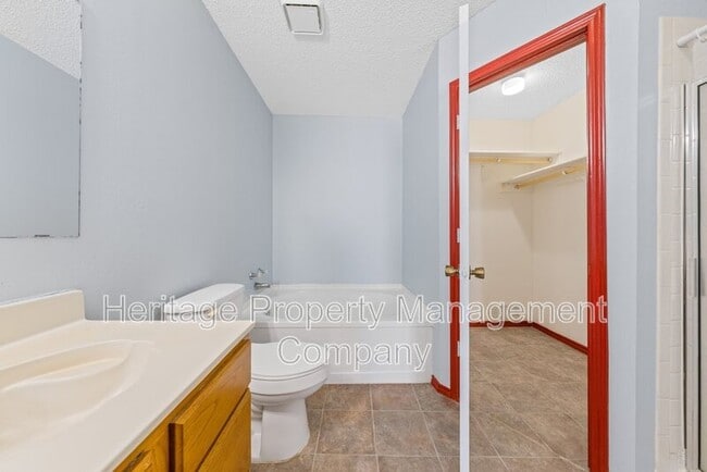 Building Photo - 7919 Wayside Trail