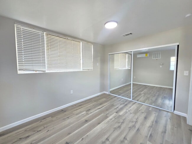 Building Photo - 44309 Date Ave