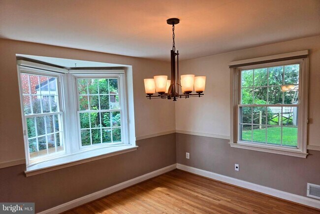 Building Photo - 8624 Drumwood Rd