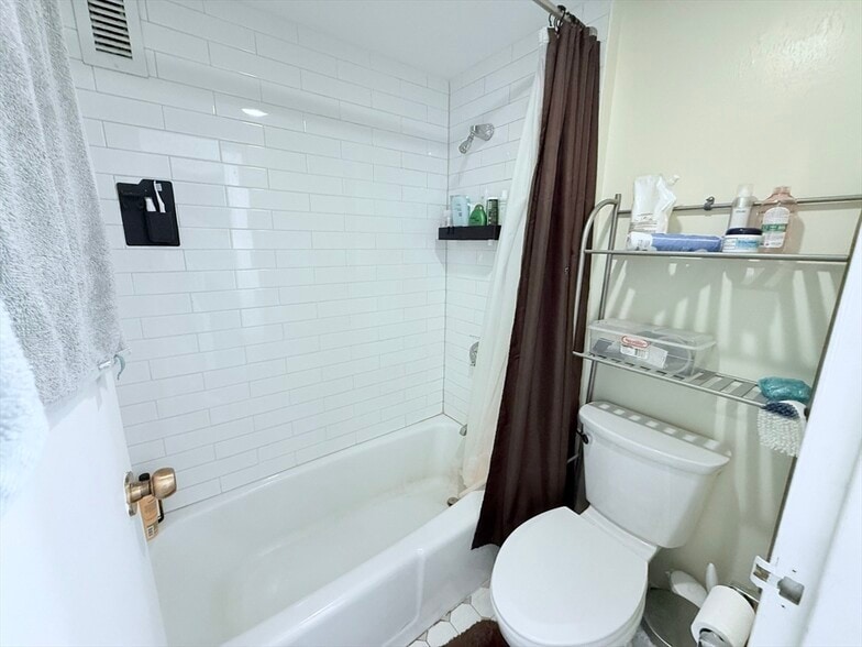 Building Photo - 60 Longwood Ave