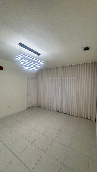 Building Photo - 8001 NW 41st St