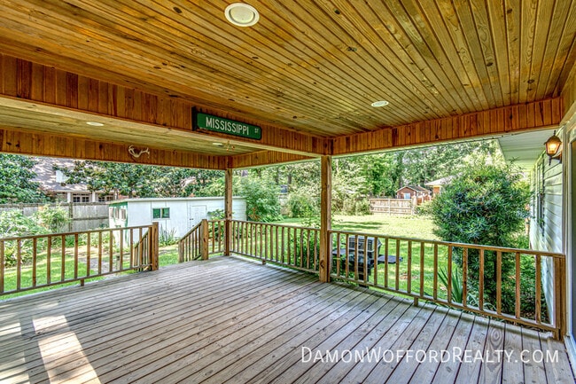Building Photo - 1431 Brecon Dr
