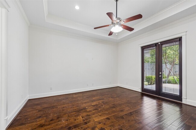 Building Photo - 7808 Janak Dr