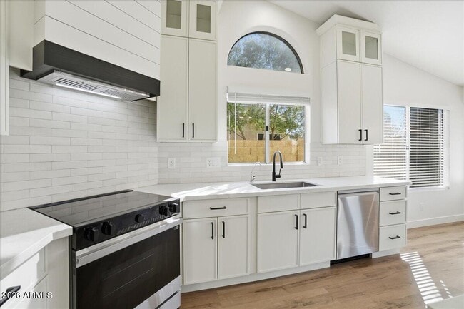 Building Photo - 3743 W Shannon St