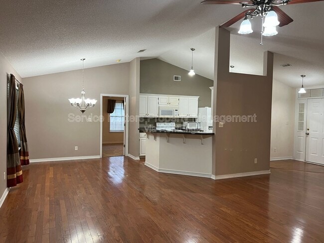 Building Photo - 6875 Cedar Ridge Cir