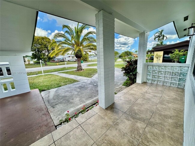 Building Photo - 11740 SW 176th St