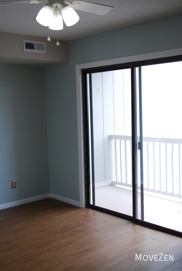 Building Photo - 1801 Canal Dr